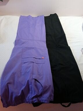 Beautiful Scrub Pants 2 Pairs Assorted / Elastic-Waist Cargo  Bottoms - XL